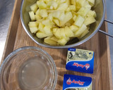 A picture of step 1 of Apple Pie.
