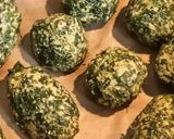 Foto del passaggio 2 della ricetta Crocchette o polpettine di spinaci