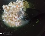 Foto langkah ke 6 dari resep Tumis pucuk bijur (ubi ungu) pakai udang sedang.