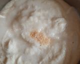 A picture of step 2 of Dahi vada.