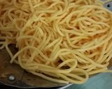 Foto langkah ke 2 dari resep Mie goreng sayur.