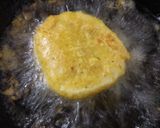 A picture of step 9 of Inside-Out Pav Vada.
