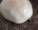 A picture of step 5 of Soft layered chapatis.