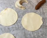 A picture of step 3 of Easy Gazelle Horns.