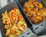 Foto del paso 14 de la receta: Fajitas de pollo con patatas bravas caseras en AirFryer Ninja Foodi Dual Zone