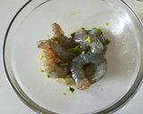 Foto del paso 2 de la receta: Ensalada de patatas asadas y langostinos