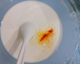 A picture of step 2 of Cornflour ka Halwa.