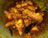 Foto langkah ke 4 dari resep Semur Ayam Kecap Pedas.