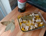 Foto langkah ke 3 dari resep Tuna Chunks in Oil.