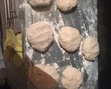 Foto del paso 3 de la receta: Panecitos con queso dentro 🤤🤤🤤