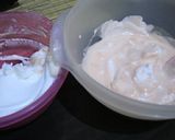 Foto langkah ke 3 dari resep OGURA strawberry yoghurt.