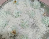 Foto langkah ke 5 dari resep Klepon Ketan Gula Merah.
