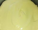 A picture of step 7 of Mango mousse cake.