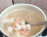 Foto langkah ke 1 dari resep Sup Tahu Udang 🍤.