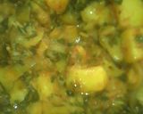 A picture of step 3 of Fried potatoes and spinach.