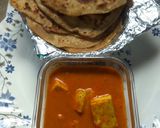 A picture of step 7 of Shahi paneer with paratha.