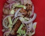 Hình bước làm 3 của món Chân gà ngâm chanh sả ớt 🐔