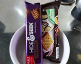 A picture of step 1 of Delgona coffiee cream chocolate Dessert.