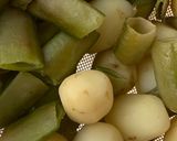 A picture of step 3 of Aloo-Sem/potato-butter bean Pickle.
