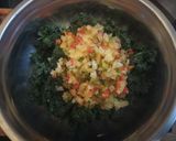 Foto del paso 2 de la receta: Polenta rellena de espinaca con bolognesa