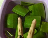 Hình bước làm 2 của món Nha đam đường phèn lá dứa
