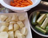 Foto del paso 4 de la receta: Exquisito pollo a la BBQ servido con vegetales