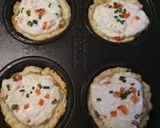 A picture of step 3 of Goat's cheese and pepper tarts.