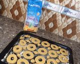 A picture of step 4 of Donuts.