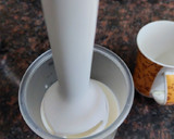 रोज़ मिल्क शेक(rose milk shake recipe in hindi) रेसिपी चरण 2 फोटो