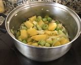 Foto del paso 1 de la receta: Vichyssoise (crema de ajo porro y papas)