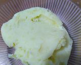 Foto langkah ke 3 dari resep Bluder Kentang Ekonomis Tanpa Telur - Empuk.