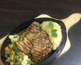 A picture of step 9 of Black pepper chicken steak.