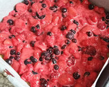 Foto del paso 3 de la receta: Crumble de frutos rojos y avena