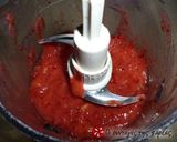 Φωτογραφία βήματος 2 της συνταγής Smoothie φράουλα - μπανάνα