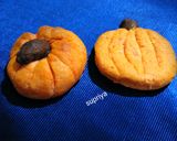 A picture of step 5 of Eggless Pumpkin shape Cashew cookies.