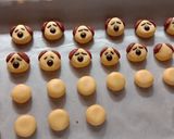 Foto langkah ke 5 dari resep Doggie Cookies.