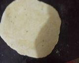 A picture of step 2 of Masala fulka.