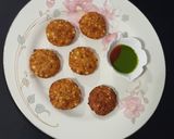 A picture of step 3 of Sabudana vada.
