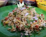 A picture of step 2 of Chatpati bhel.