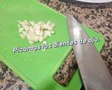 Foto del paso 1 de la receta: Pinchitos de Pollo Caseros