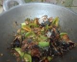 Foto langkah ke 3 dari resep Tongkol Cabe Ijo.