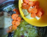 Foto langkah ke 4 dari resep Sop Tulang Sumsum Sapi.