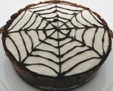 Foto del paso 8 de la receta: Tarta de queso de tela de araña para Halloween (sin horno)