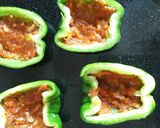 A picture of step 3 of Bell Pepper Pizza.