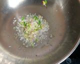 A picture of step 2 of Soya Bhurji.