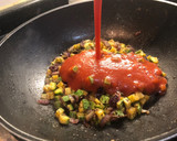 Foto del paso 4 de la receta: Fusilli en salsa de calabacita y vodka