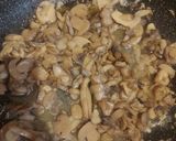 Gombás sertésszelet recept fázis 6 fotója