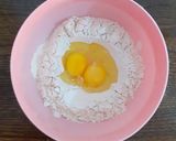 عکس مرحله 2 از دستور کوئیک‌ میکس وانیلی با مارمالاد آلو قرمز 😋😍