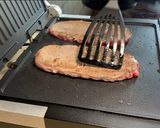 Foto del paso 3 de la receta: Filete de ternera, mostaza y brie