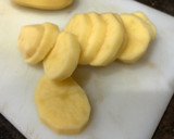 Foto del paso 4 de la receta: Filetes de bacalao confitado con base de patata panadera